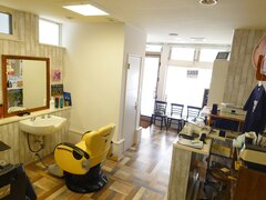 H.I.BARBER'S CLUB【エイチアイ バーバーズクラブ】