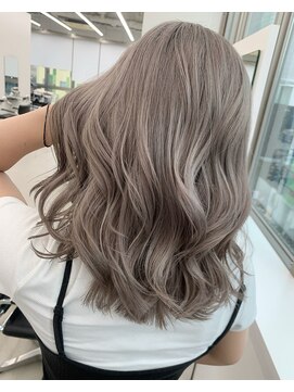 リノート バイ エゴル 名古屋(LINOET by ENGOL) 保存必須【ミディアムスタイル】グレージュカラー