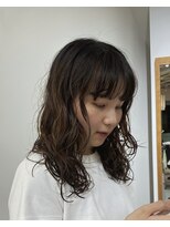 リンドリンド(Lindo Lindo) ミディアムパーマ