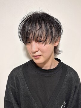 ジジ フィーカ 佐野(Gigi fika) ウルフ インナーカラー