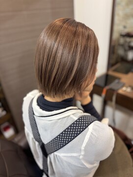 セレスト 心斎橋店(CELESTE) 大人可愛い ピンクアッシュの切りっぱなしボブ