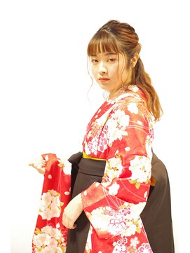 ネオリーブノース 中板橋店(Neolive north) ハーフアップでカジュアル袴スタイル