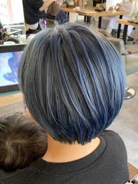 ヘアスタジオニコ(hair studio nico...) ice blue