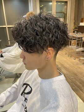 フィフス 原宿(fifth) 波巻きスパイラルパーマニュアンスパーマツイストパーマ刈り上げ