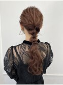 ローポニー ウェーブヘアスタイル 結婚式 ヘアセット
