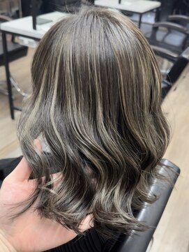 ヴィフ 大船(VIF) ハイライトカラー/ケアブリーチ/ダブルカラーナチュラルカール