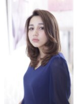 リーフ 三島店(LeaF)&nbsp;グラマラス×セクシーなミディアムスタイル☆