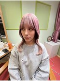 ピンクとダークブラウン