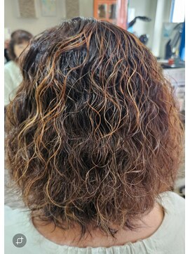 サイミ(SAIMI) メッシュカラーパーマ