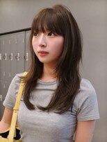 ジアン テラス(GIEN TERRASSE)&nbsp;レイヤーカットニュアンスレイヤーオリーブカラー/岸本 理希