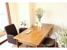 クロス(CROSS)の雰囲気（クリーンな落ち着きのあるサロン内。髪のお悩み相談お気軽に！）