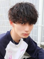 ゴート(GOATO) 波巻きツイストスパイラル ショートマッシュ 2ブロック