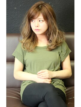 アンビエンテ(ambiente) セミロン　ハイライト　イルミナカラー　ベージュ系