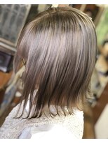 ボアビューティオリジナルアート boa beauty original art 切りっぱなしボブ/ホワイトアッシュ