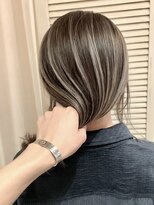 リード バイ ラグーン(LEAD by LAGOON)&nbsp;バレイヤージュグレージュハイライトダブルカラーケアブリーチ