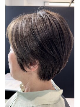 ジエクト 本店(The Ect) スッキリ収まる!大人ショート