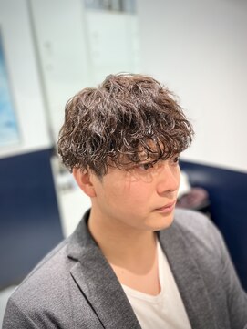 リバティシェアバーバー 銀座(LIBERTY SHARE BARBER) 波巻きスパイラル