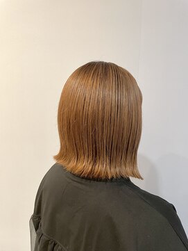 ブロッサム 東久留米店(Blossom) 大人可愛い艶カラーカーキベージュブラウンミニウルフショート