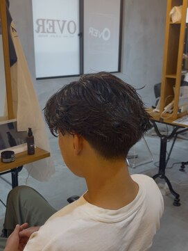 オーバー 町田店(OVER) テーパーフェード【町田/メンズ/パーマ/眉毛/ブリーチ】