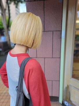 ブライト(bright) 切りっぱなしボブ