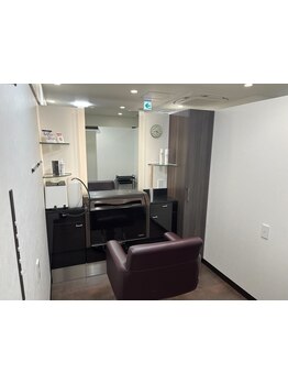 周りを気にする必要のない完全個室サロンです。思い切りリラックスできます！