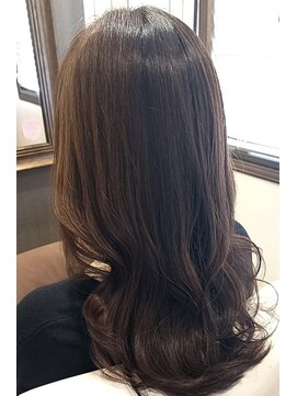 エニー(ENi) ミディアムヘア/デザインカラー/フェイスフレーミング/辻堂