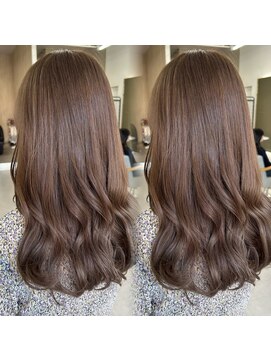 ミリ 奈良店(mm) くすみベージュ/グレージュ/寒色カラー/レイヤーカット/近鉄奈良