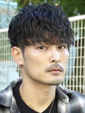 アイトーキョーリタ 渋谷(AI TOKYO Rita) 大人シャドーパーマ前下がりマッシュ