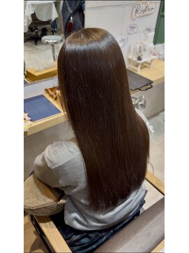 ローリーポーリークラウン(Roly Poly Clown) ツヤ重視のナチュラルロングスタイル