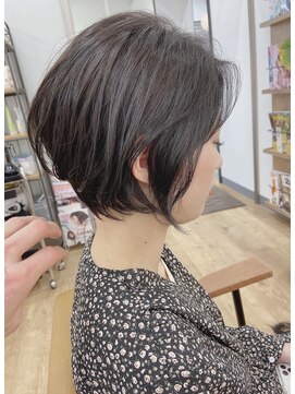 ミューズアヴェダ(MUSE AVEDA) 短すぎないショートボブ