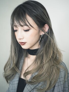 ジゼル(gisele) コントラスト強めバレイヤージュ