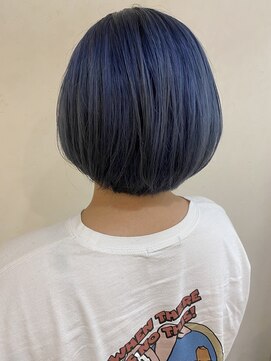 イソラヘアアトリエ(Isola hair atelier) 【Isola】ブルーブラック×ボブ