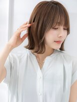 外ハネボブ　小顔カット　ベージュカラー　ぱっつん前髪