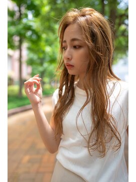 アンスリウム 吹田(Anthurium) ミディアムレイヤー/大人可愛い/髪質改善/シースルーバング