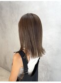 外ハネミディ×ハイライトグレージュ