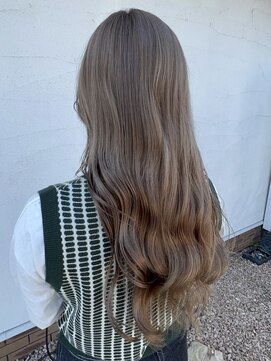 プラスイズム(PLUSISM) ハイトーンベージュ