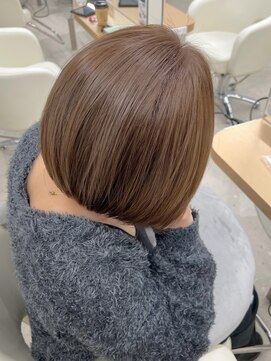 ノウハウ キョウト(KNOWHOW kyoto) グレージュカラー/まとまるボブ/ブリーチありグレージュ