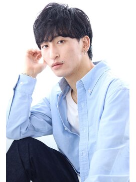 シロフイケブクロ(shirof ikebukuro) ビジカジウルフショートマッシュ黒髪暗髪サイドバング短髪パーマ