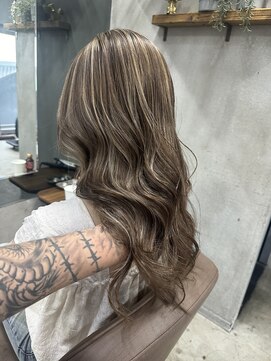 エイム(AiM) S_ハイトーン/バレイヤージュ/シャドウルーツ/レイヤーカット