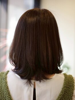 ルビー美容室の写真/大人女性の髪にむけたエイジングケア☆一人一人のお悩みに合わせたグレイカラーをご提案します◎