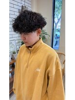 シフト(SHEEFT)&nbsp;スパイラルパーマカジュアルショコラアッシュメンズカット