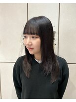 ヴァネッサ(VANESSA) 重ためぱつっとバング