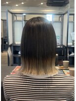 オーバームーン 学園の森店(OverMoon)&nbsp;エンドカラー×切りっぱなしボブ