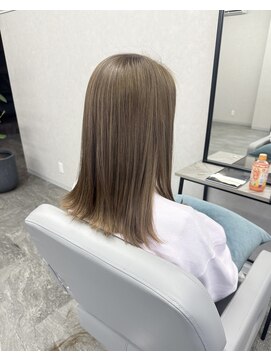 ネス(ness) グレージュ