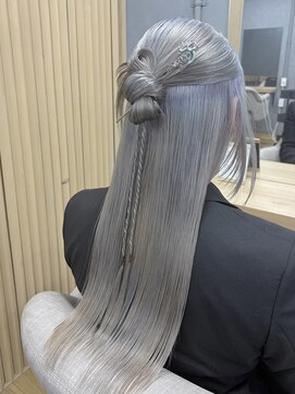 エクレア 岡山イオン前ハレまち通り(eclair.) ハーフアップ×カチモリ
