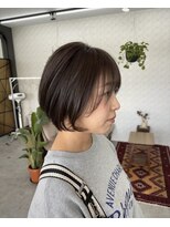 シー(SEA) 大人オリーブベージュ×質感ショートボブ