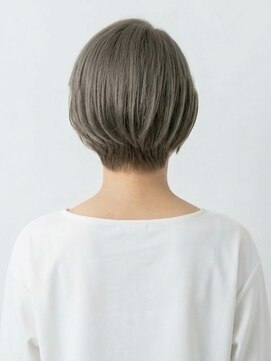 と和×美髪クリニック 巣鴨店 都会派アッシュグレー*大人の精密ショートボブ