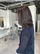 白髪が気になる原理3【暗く染める】［白髪ぼかし/白髪/ハイライト/縮毛矯正/白髪染め/髪質改善/中央林間］