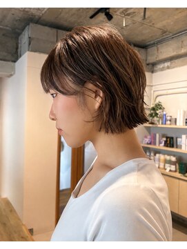 ハウス(HOUSE) ふわっとレイヤーボブ
