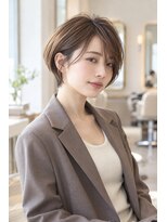 チャチャブラン アミー(cha-cha Blanc Amie)&nbsp;耳かけショート×やわらかサイドバング